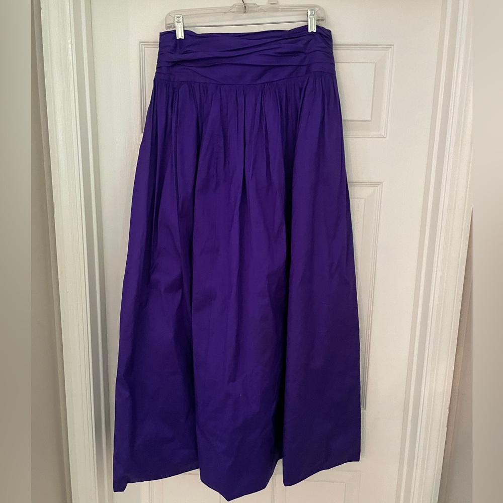 J.McLaughlin Long Satin Skirt. Like new, size 8.  43” long